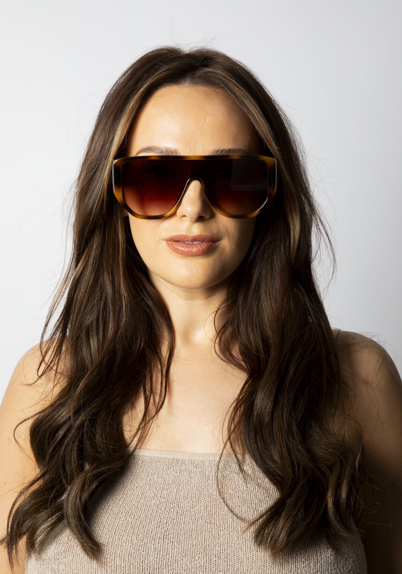 Oversized Flat Top Spotty sunglasses in Brown