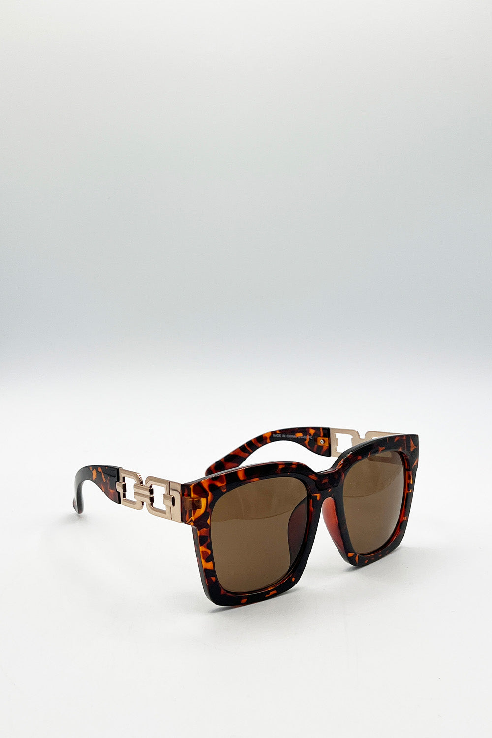Oversized Sunglasses with Gold Chain Detail
