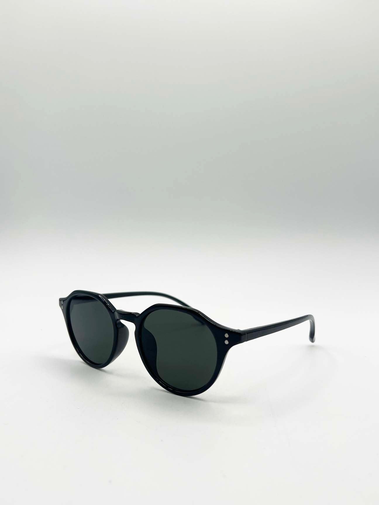 Green Mono Lense Classic Preppy Sunglasses With Key Hole Nosebridge