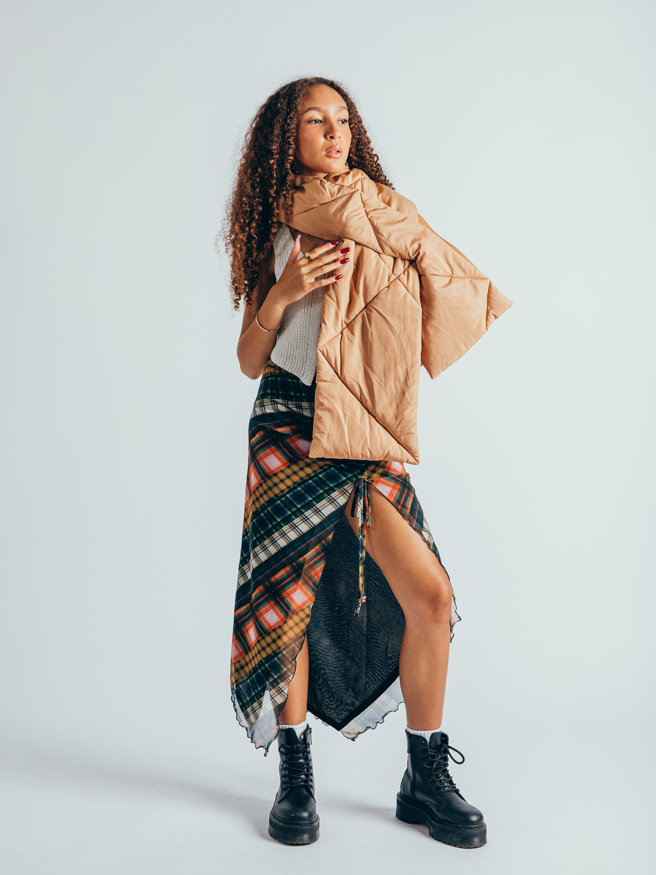 Puffer Scarf in Beige