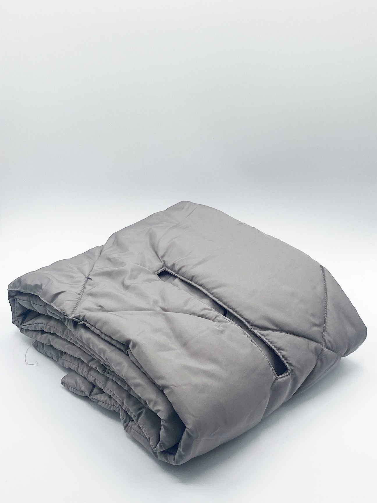 Puffer Scarf in Grey