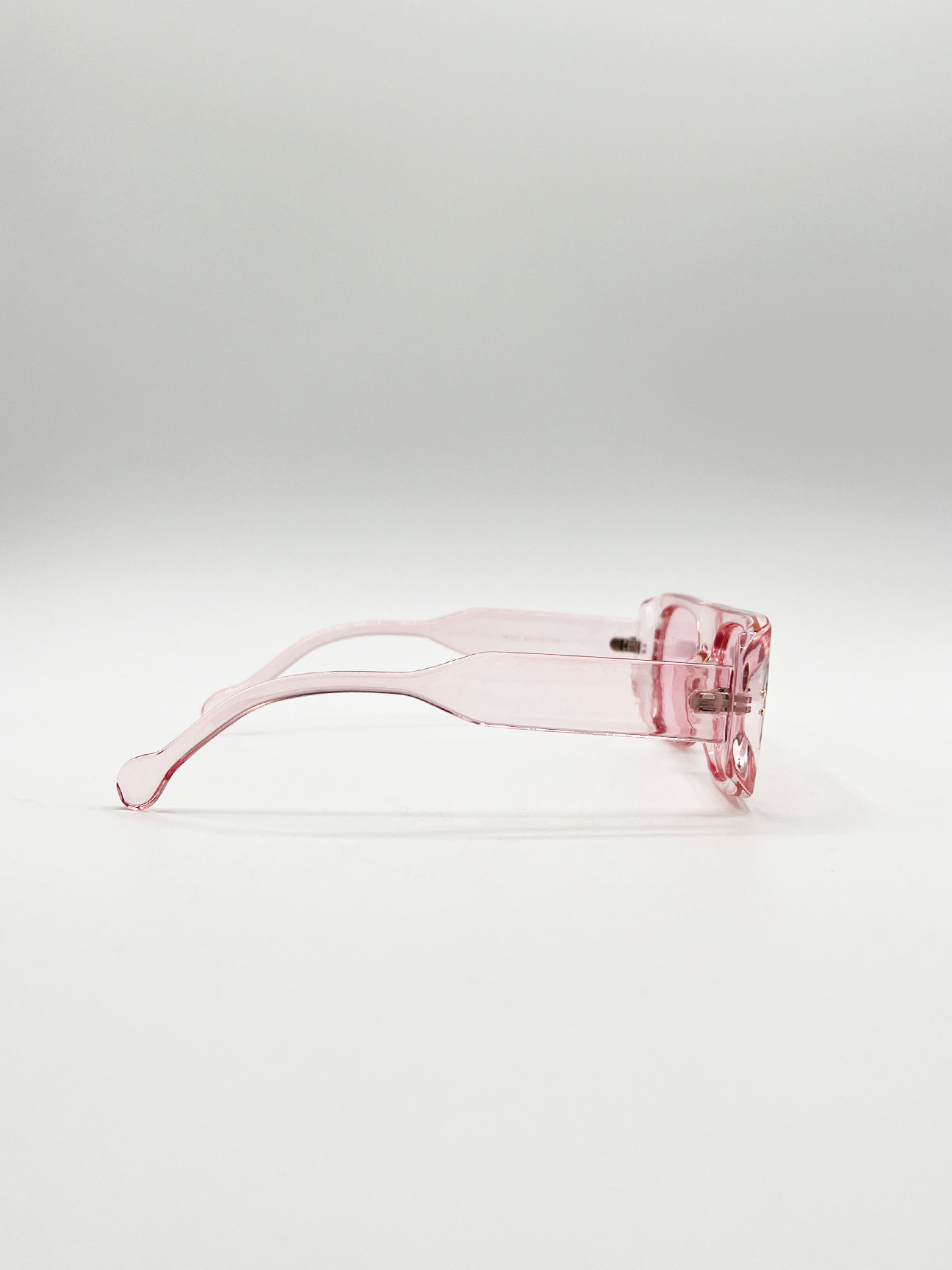 Flat Top Oval Sunglasses in Pale Pink