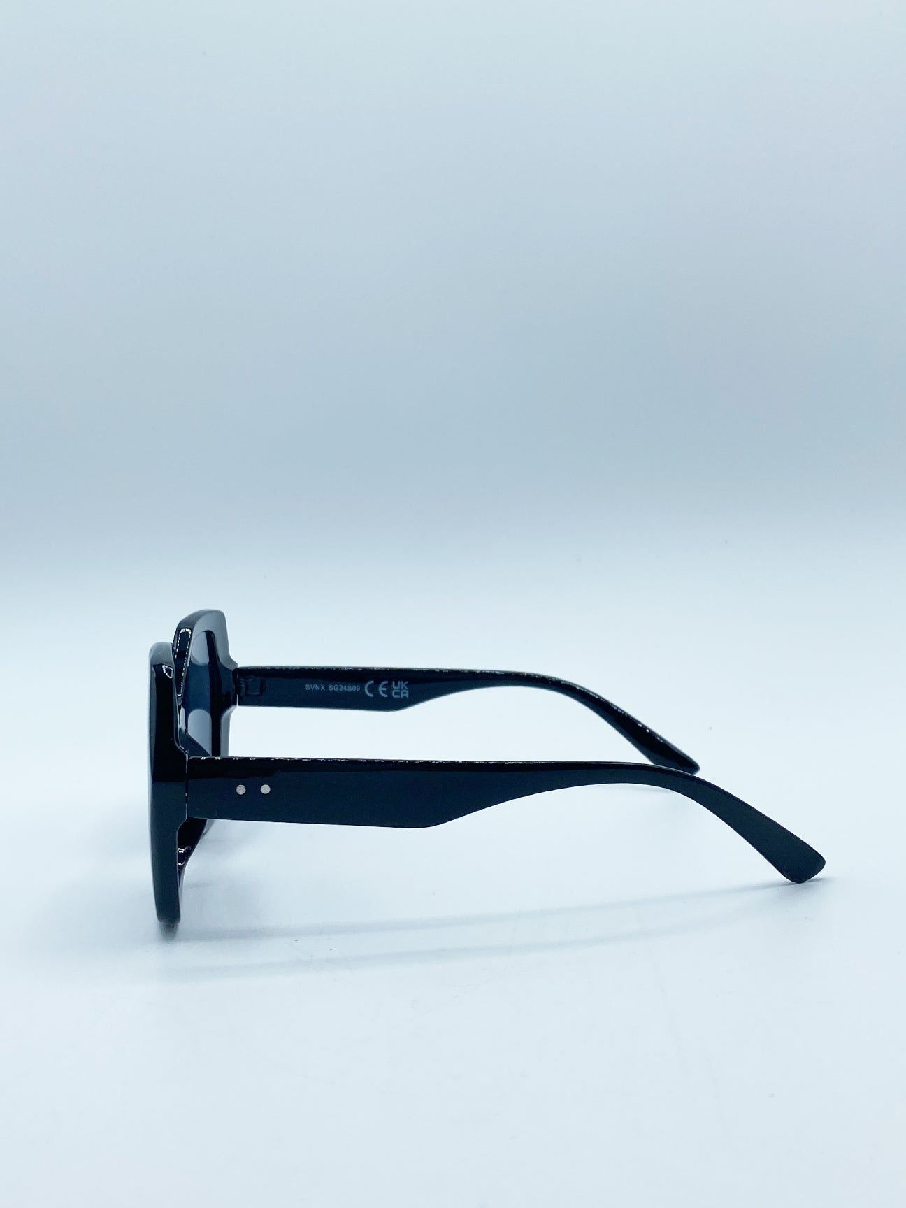 Oversized Rounded Angular Sunglasses in Black