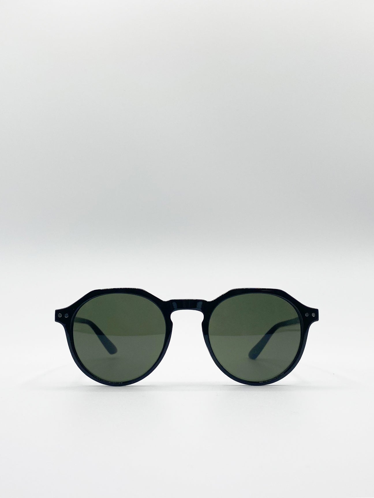 Green Mono Lense Classic Preppy Sunglasses With Key Hole Nosebridge