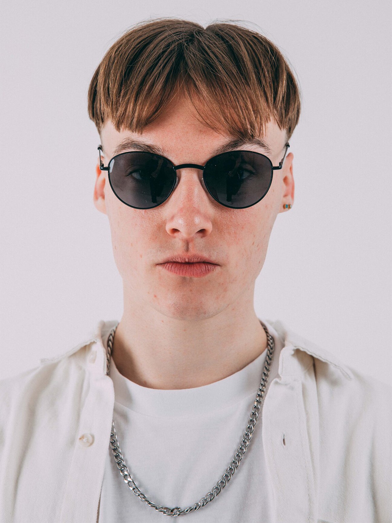 Classic Round Sunglasses In Matte Black