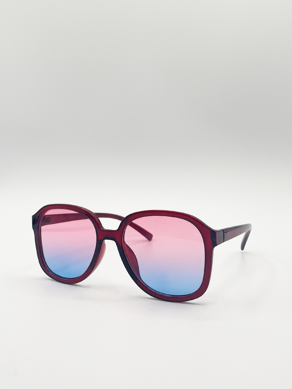Vintage Style  Shape_Oversized with Ombre Lenses in Multi