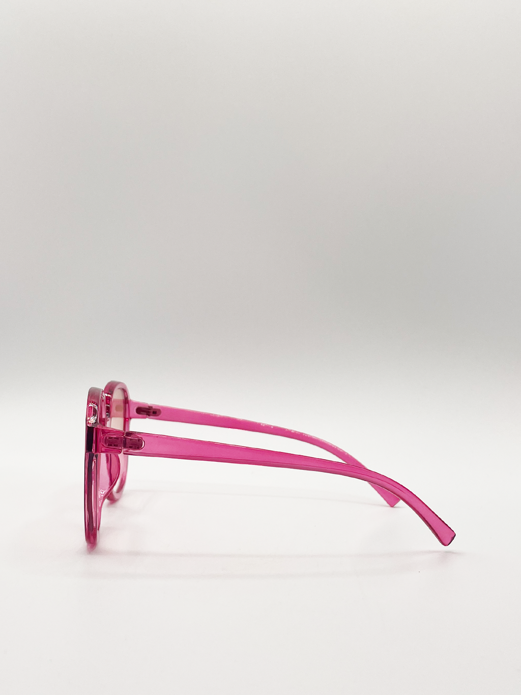 Vintage Style Shape_Oversized with Ombre Lenses in Pink