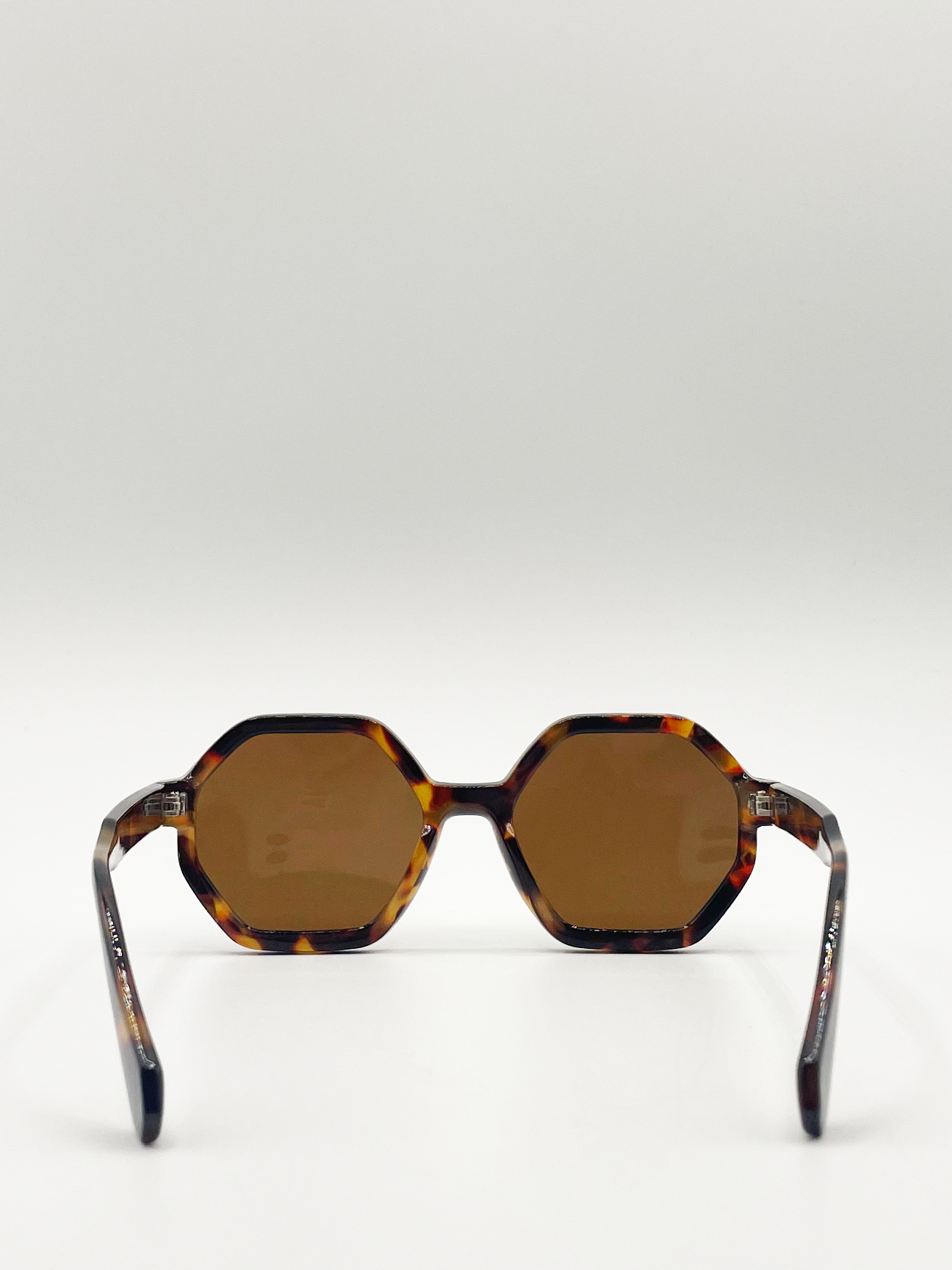 Tortoiseshell Shape_Oversized Hexagon frame sunglasses