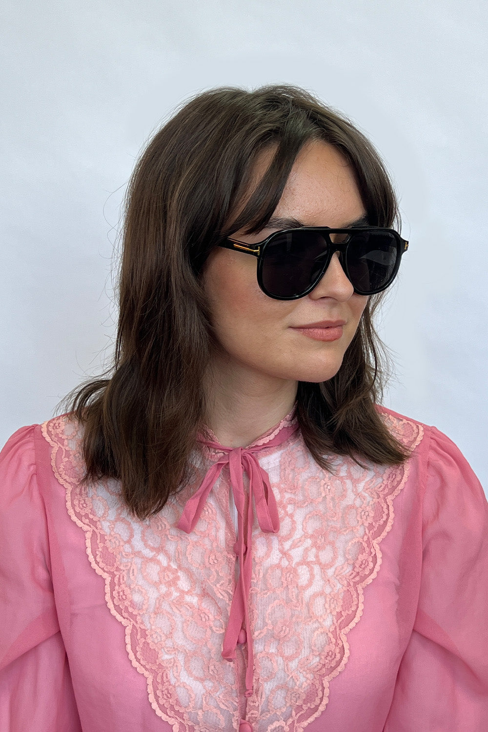 Oversize Navigator Sunglasses in Black