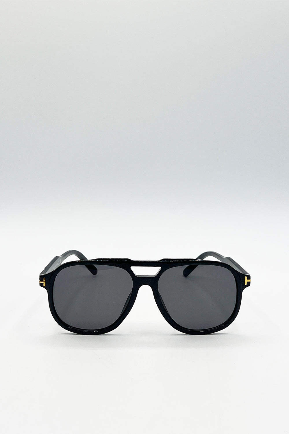 Oversize Navigator Sunglasses in Black