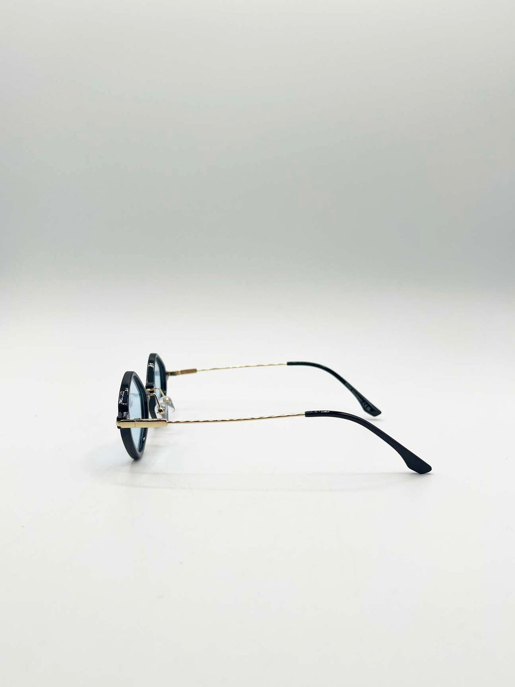 Diamond ,Shape Sunglasses in Black Blue