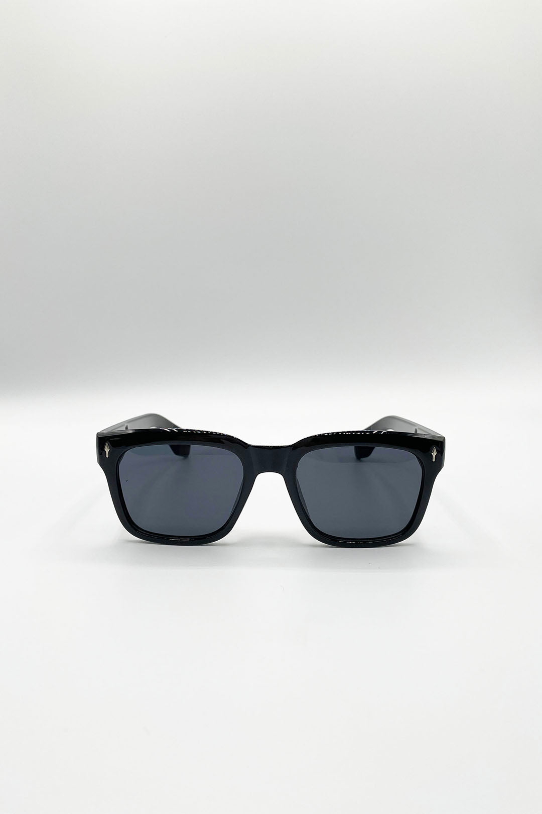 Square Wayfarer Sunglasses In Black