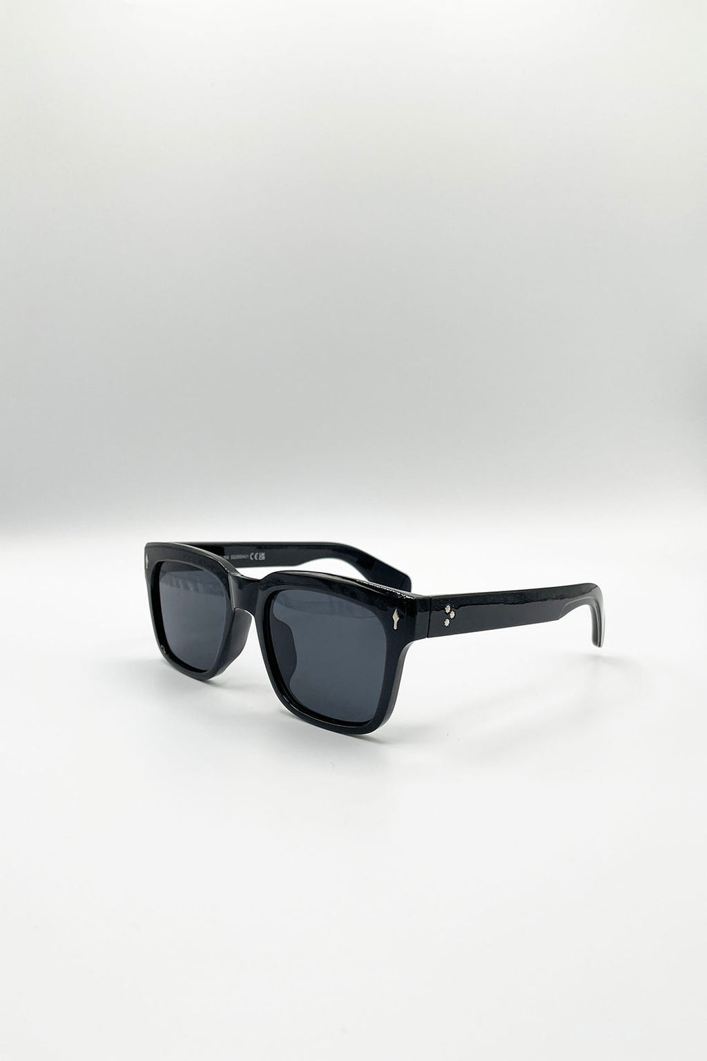 Square Wayfarer Sunglasses In Black