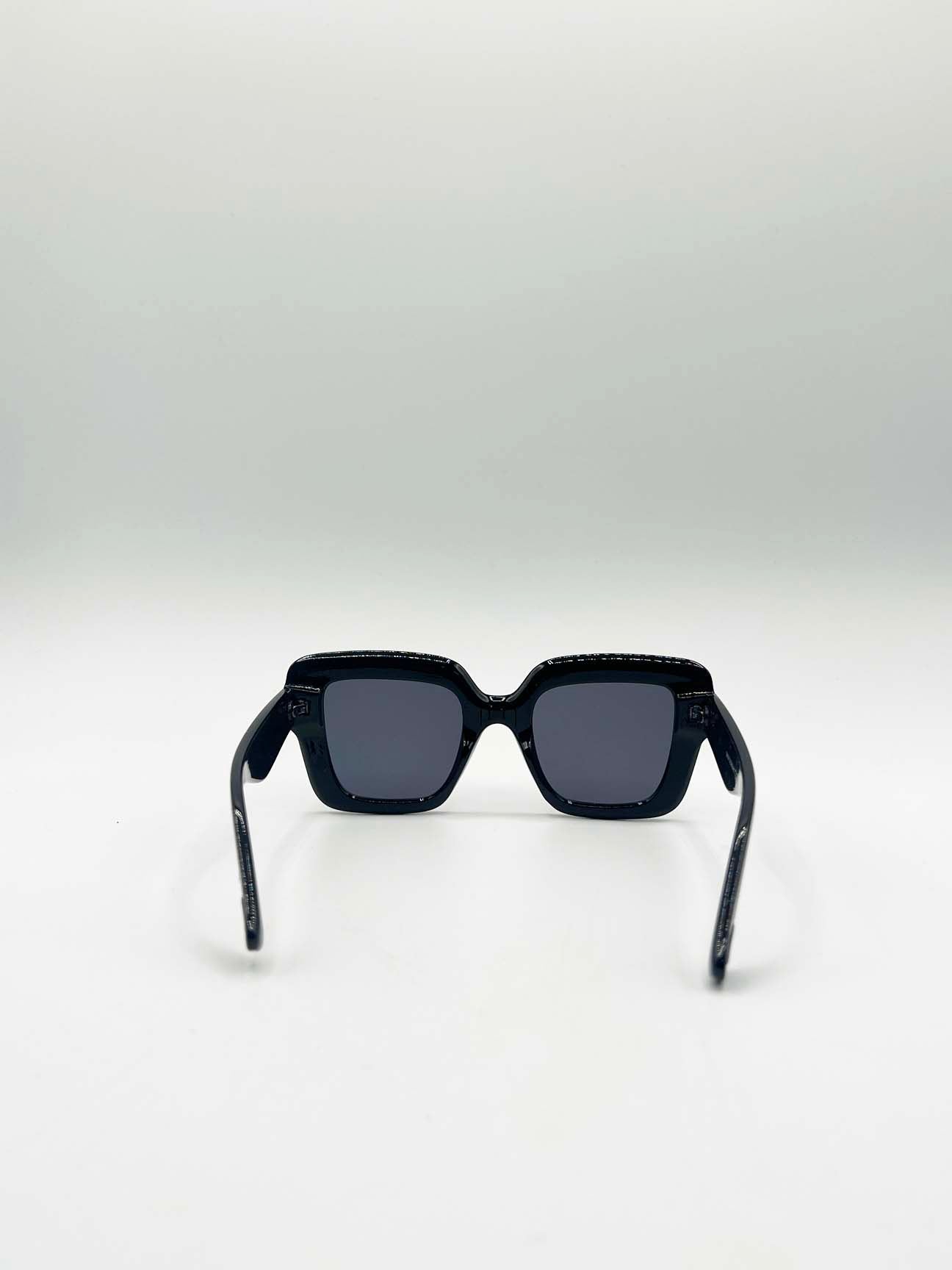 Bold Square Sunglasses In Black