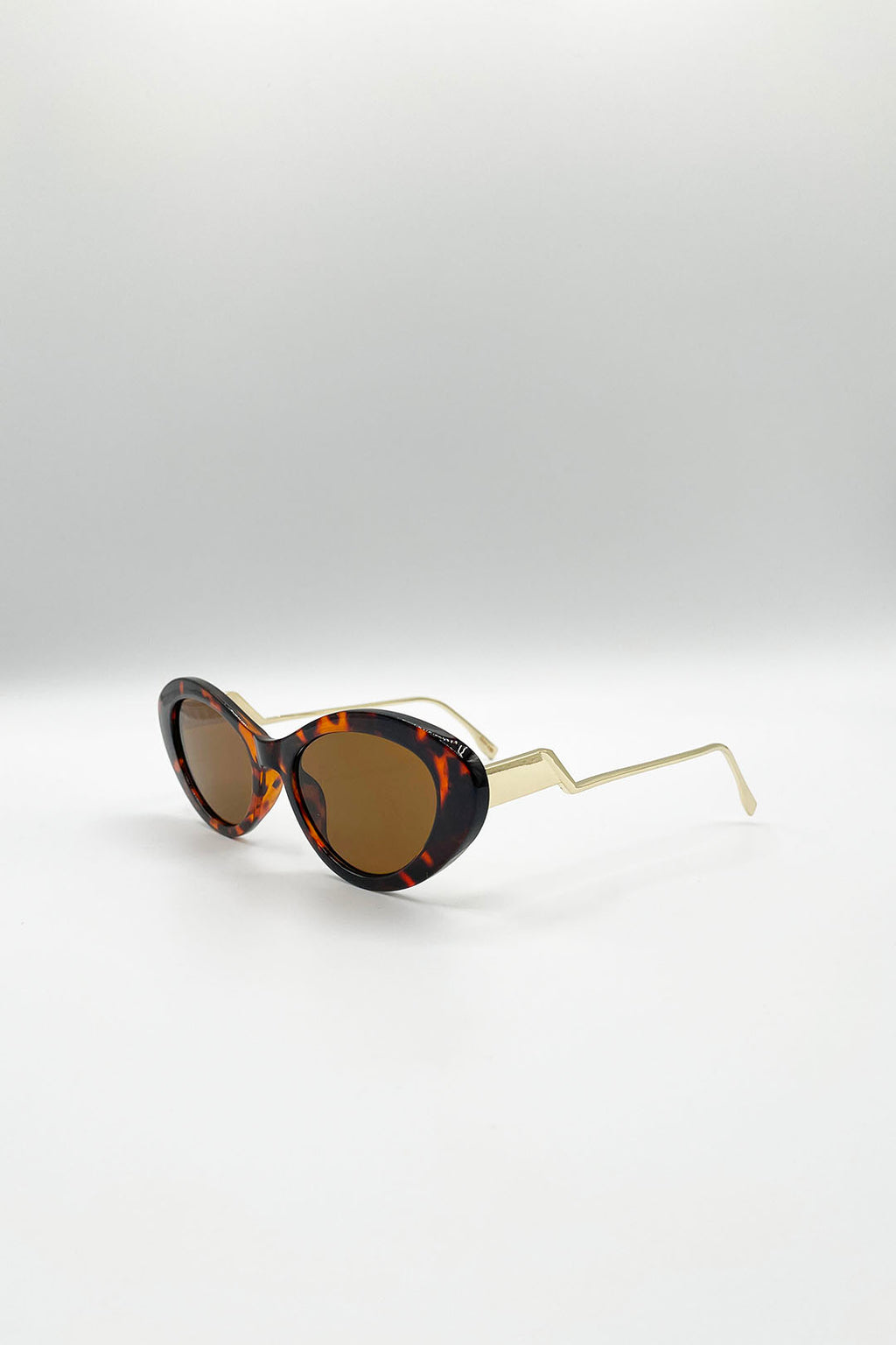 Cat Eye Metal Side Detail Sunglasses In Tortoiseshell