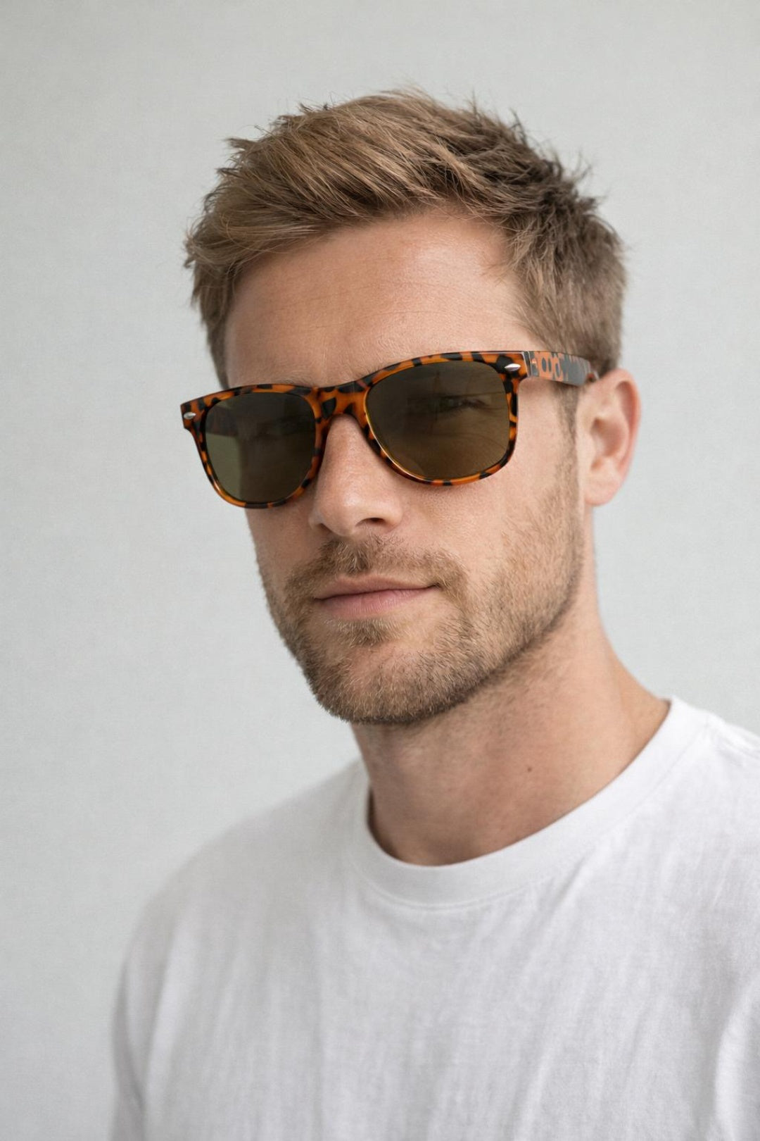 Tortoiseshell Wayfarer Sunglasses with Brown Lenses