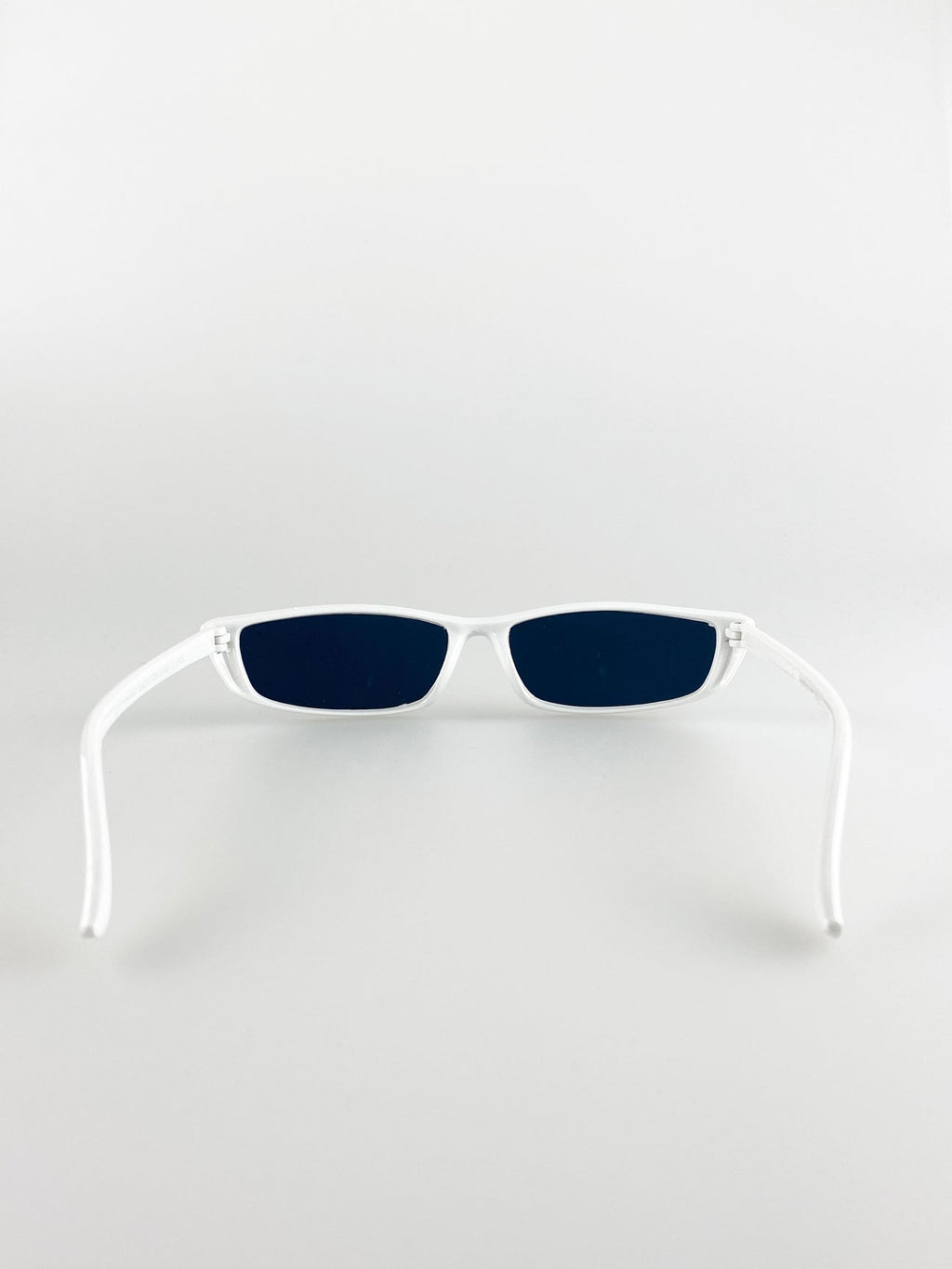 Retro  Cateye Sunglasses In White