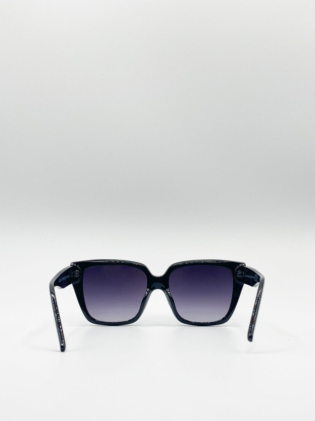 Cateye Sunglasses In Black