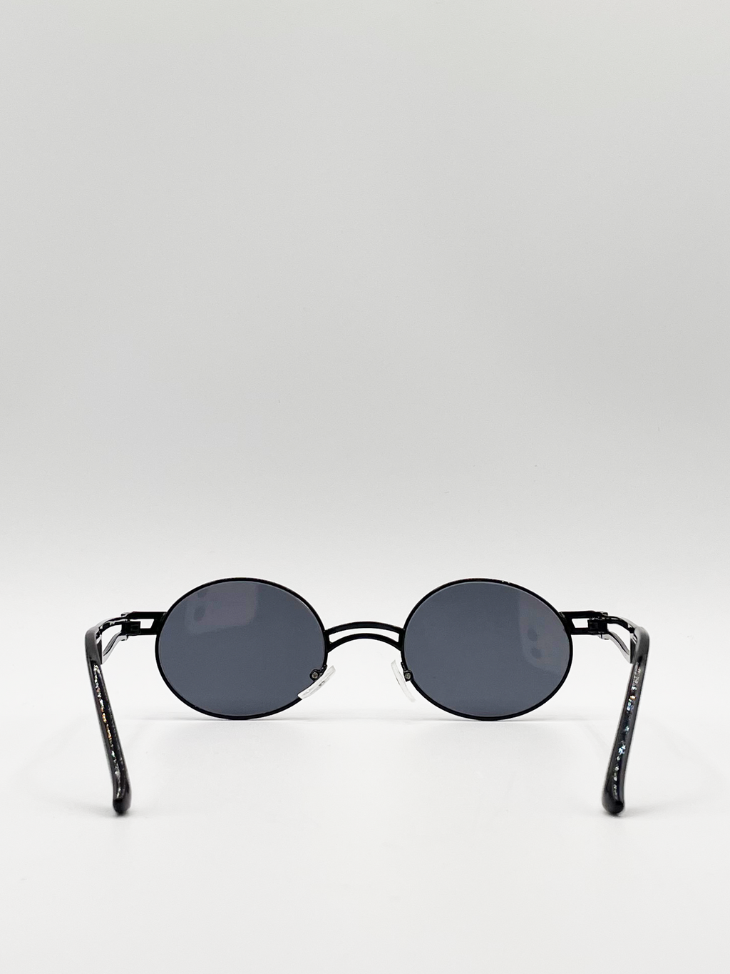 Retro Oval ,Shape Sunglasses in Black