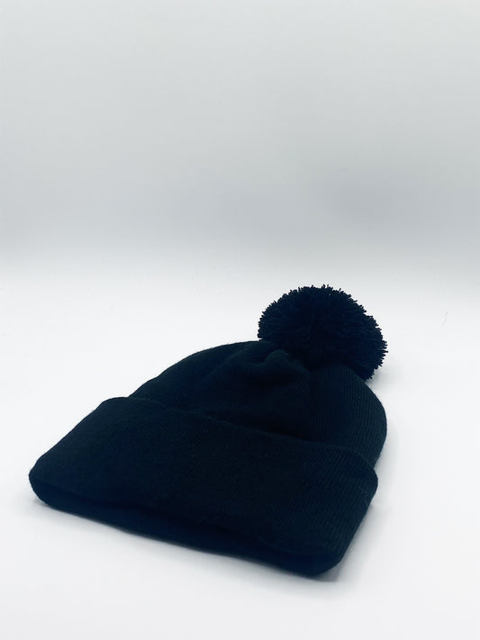 Pom Pom Beanie in Black