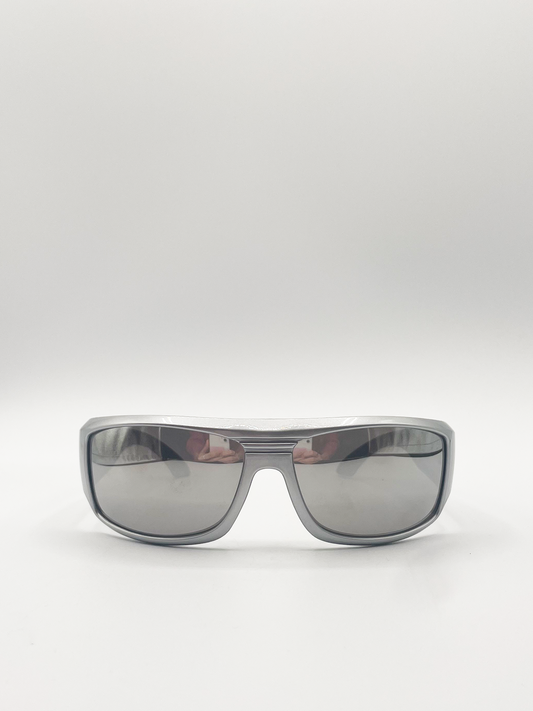 Silver Plastic Frame Racer Style sunglasses with Mirror Lenses