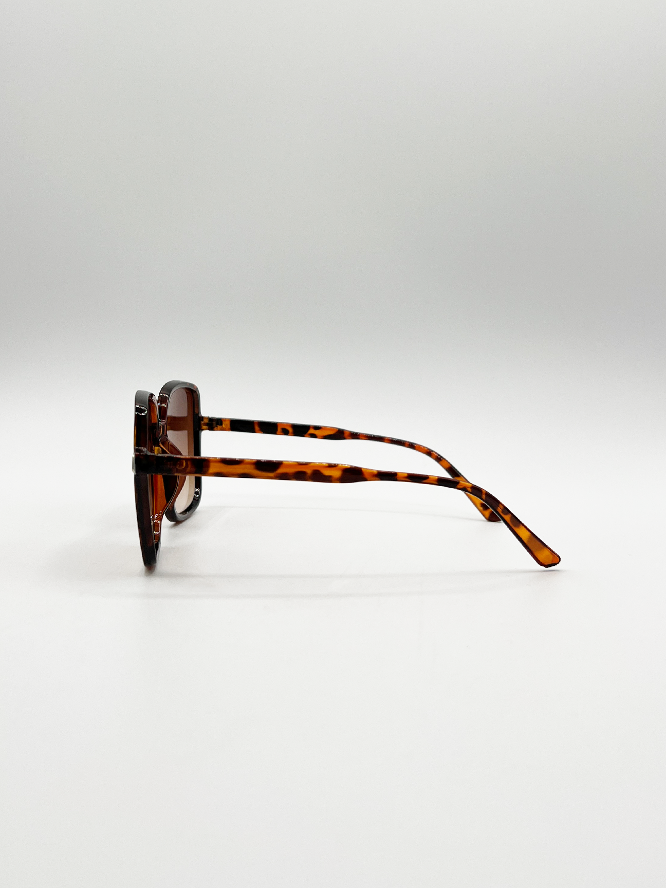 Oversized Square Frame Sunglasses in Tortoiseshell