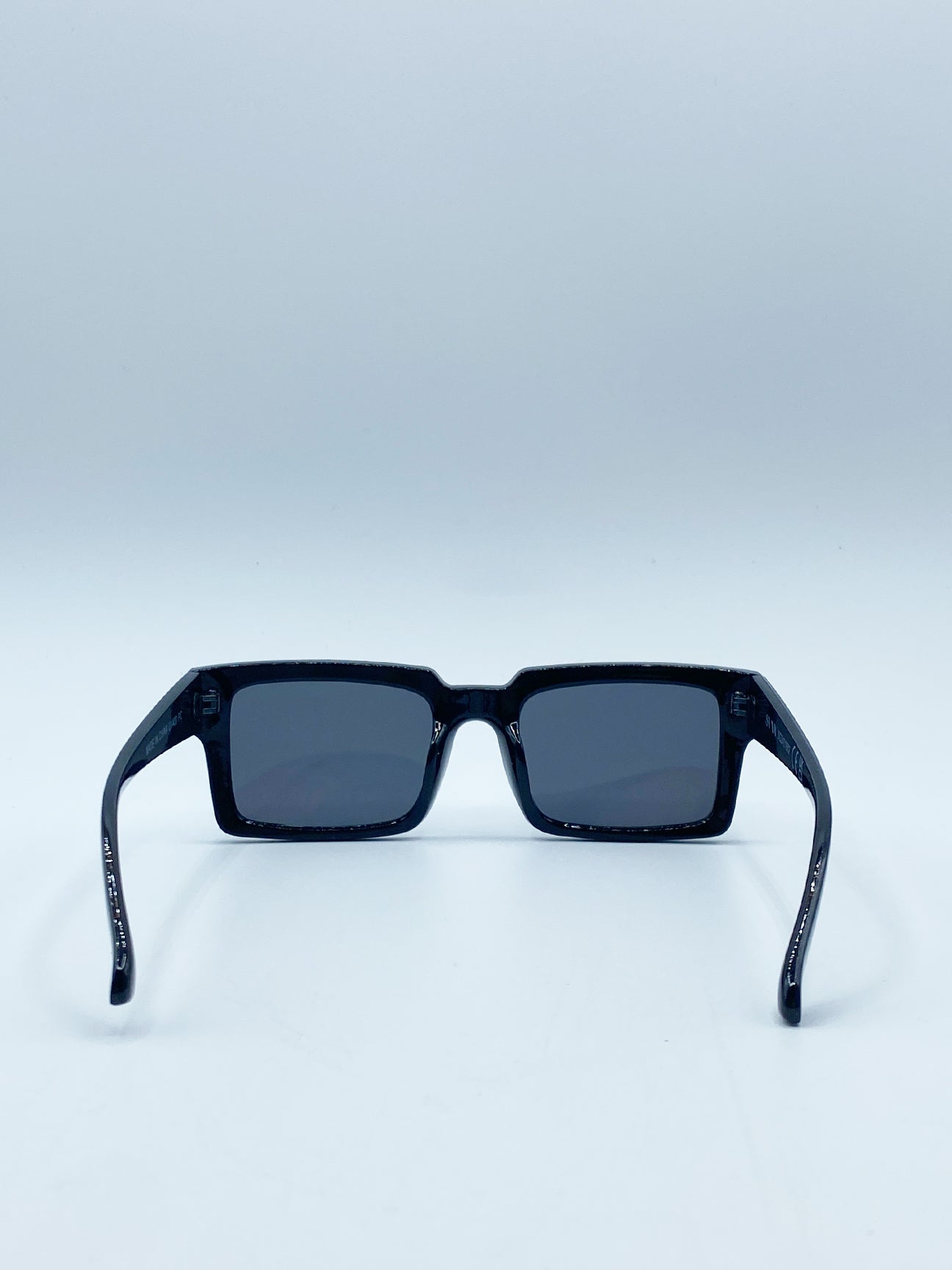 Square Frame Sunglasses in Black