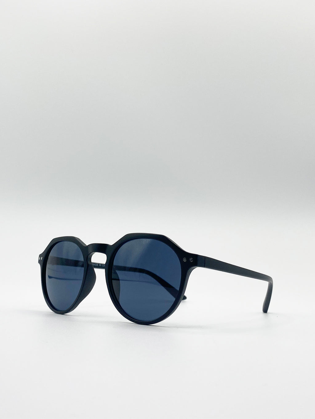 Classic Preppy Sunglasses - Black Smoke Lenses